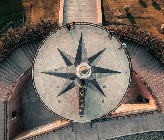luis-eusebio-GrY5z1DGWeU-unsplash